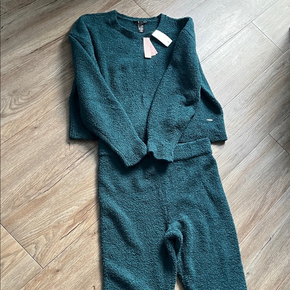 Teal Victoria Secret On Point Cozy Knit Set - Picture 6 of 8